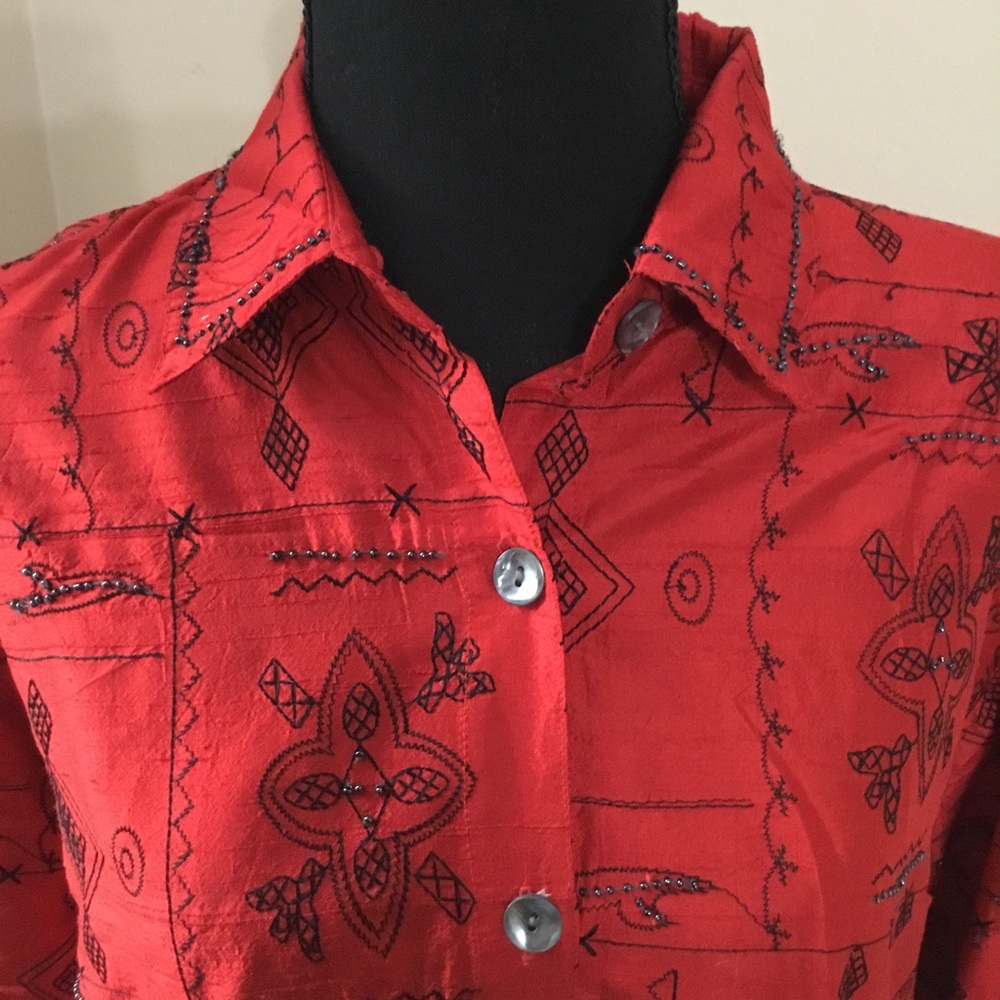 Blue Bayou Women’s Vintage 100% Silk Beaded Red Jacket Shirt Size XL - Picture 6 of 9
